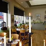 Hotel Alcock & Brown