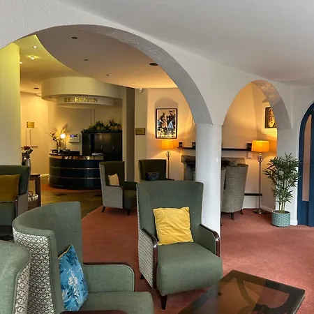 Hotel Alcock & Brown Clifden