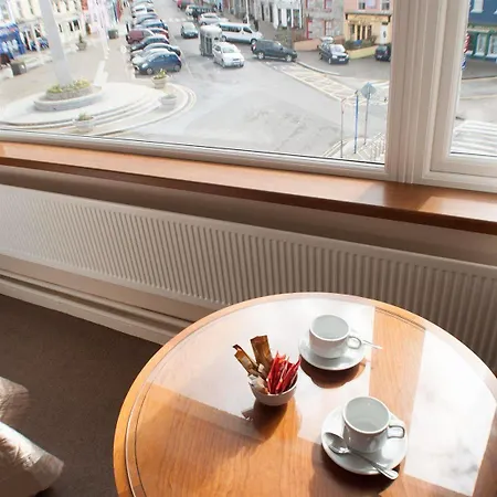 Alcock & Brown Hotel 3*