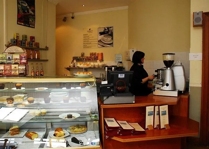 Alcock & Brown Hotel 3*