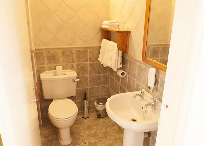 Alcock & Brown Clifden