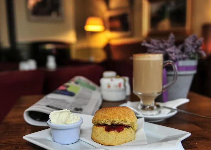 Hotel Alcock & Brown 3*